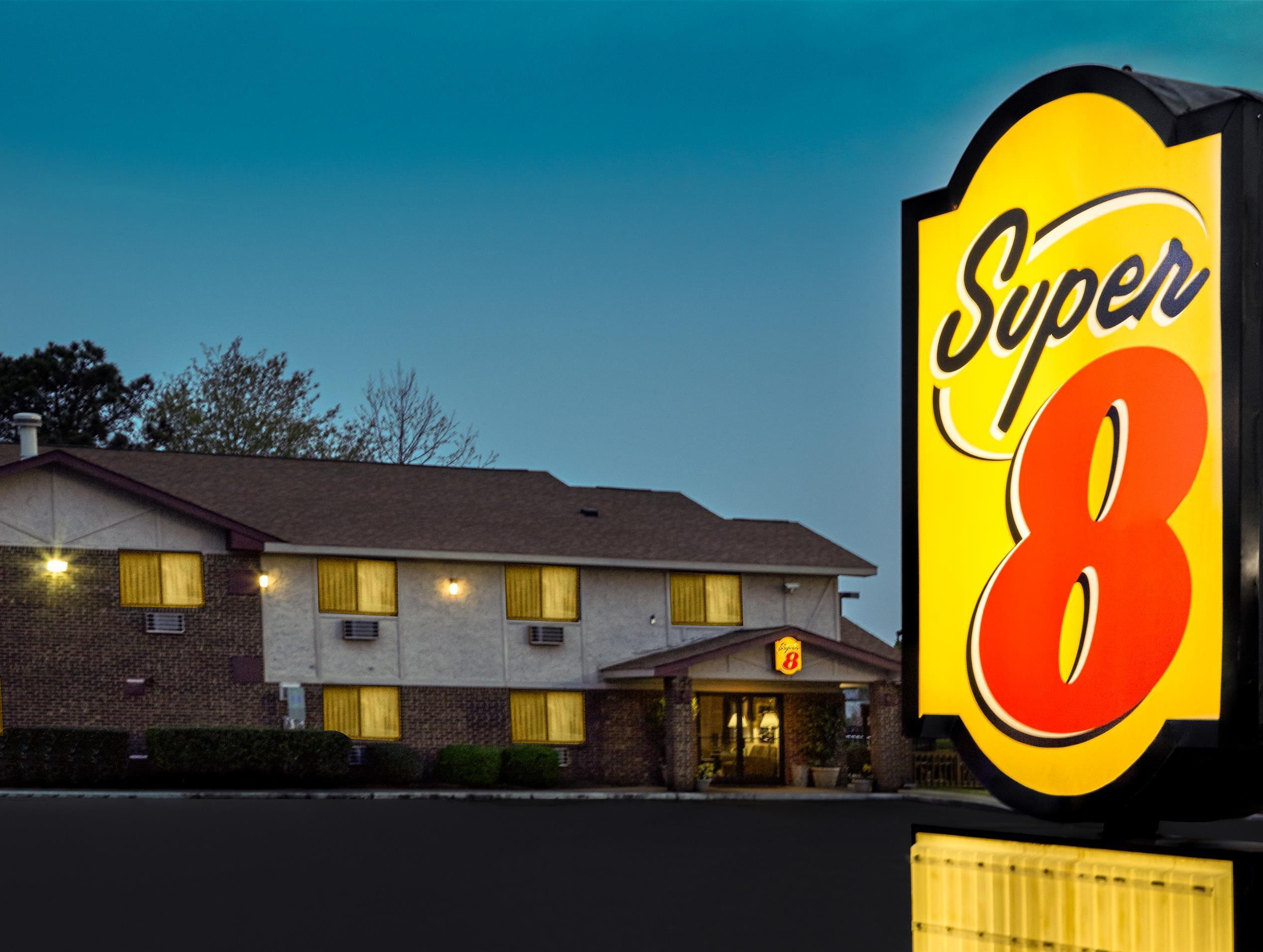 Super 8 By Wyndham Greenville Buitenkant foto